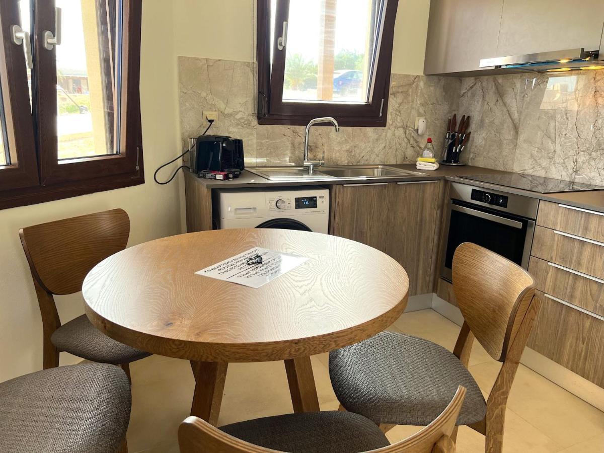 Studio At Beautiful Beach Kouremenos Apartment Anevato Екстериор снимка